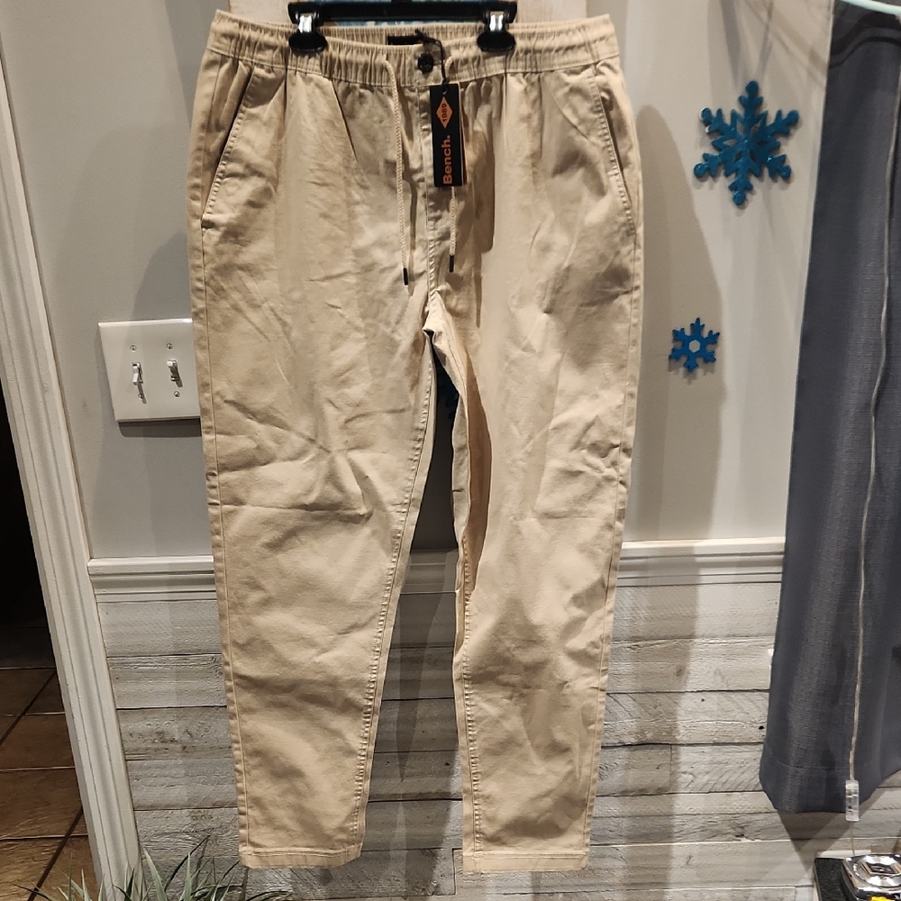 NWT Bench 1989 Men's Khaki Chinos w/elastic Stretch Waist Sz XL